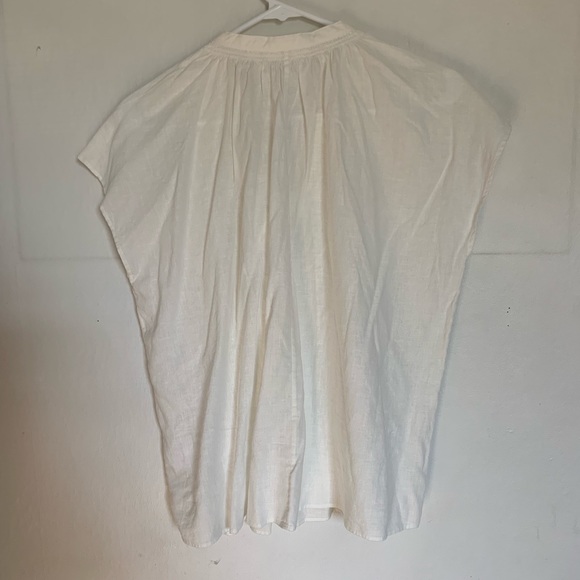 Uniqlo white boxy peasant top - Picture 2 of 5